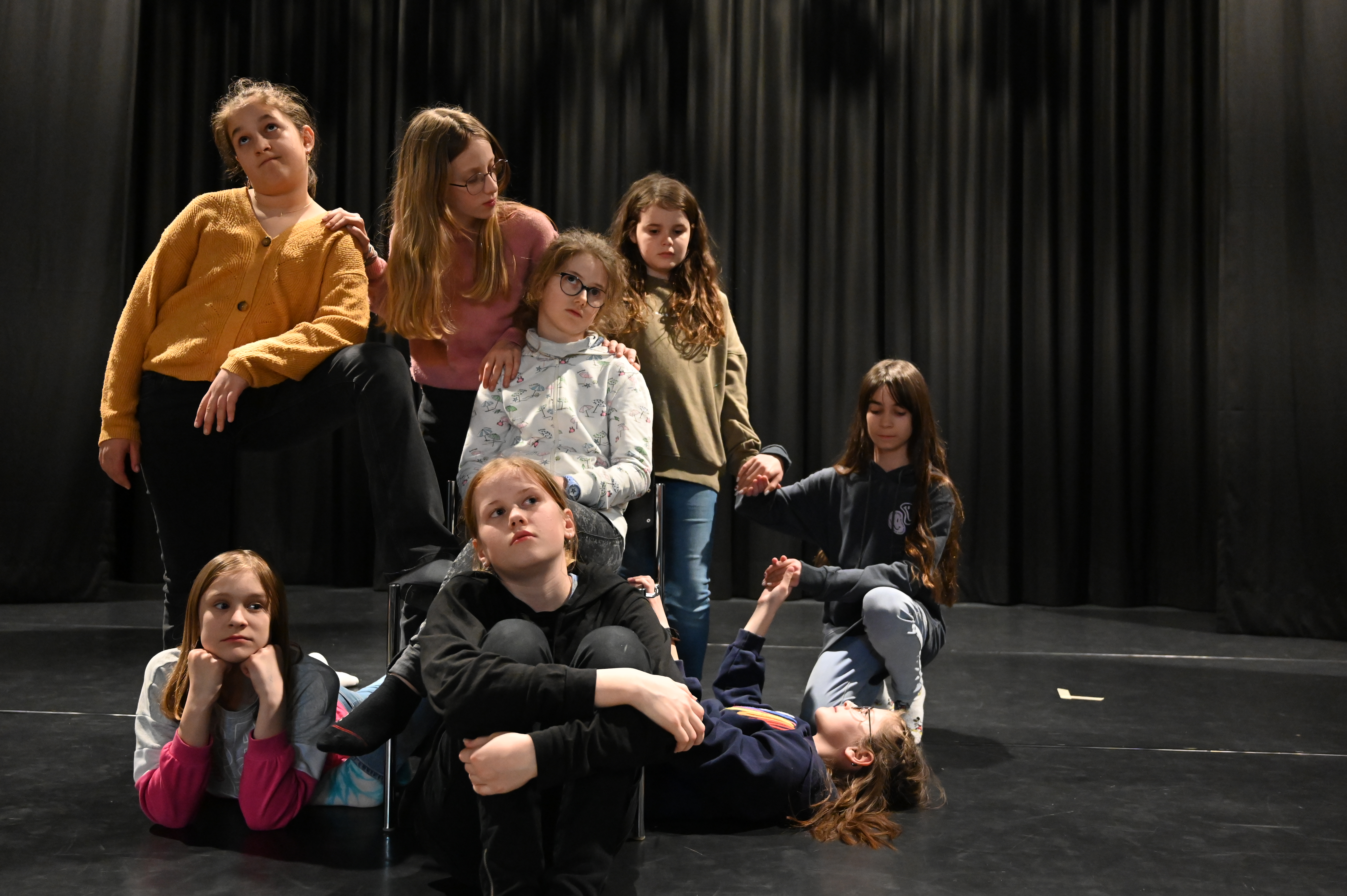 Produktionen der Theaterkurse Kindergarten bis 6. Primar